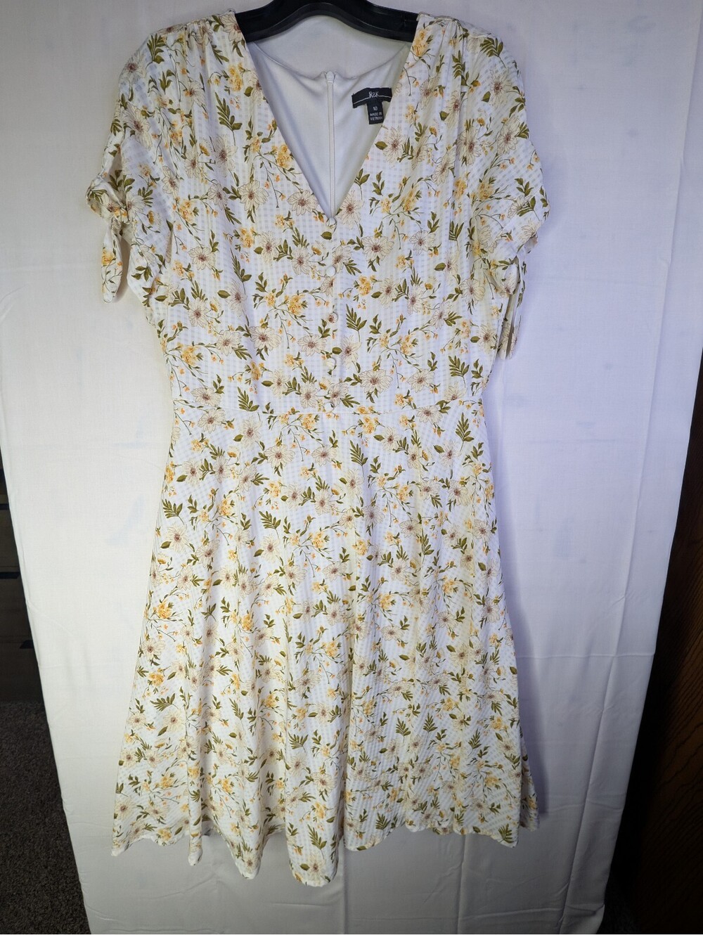 R&K Floral‎ Print V-Neck Short Sleeve Dress Size 10
